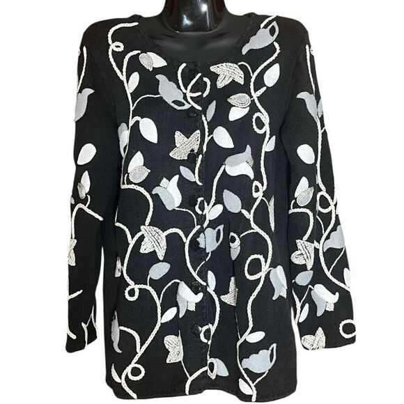 Michael Simon Black White & Gray Embroidered & Felt Floral Detail Sweater - Picture 1 of 5